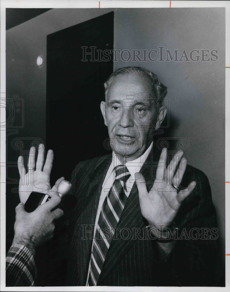 1977 Press Photo William K. Kutler told that his son didn't kill Arthur Noske - Historic Images