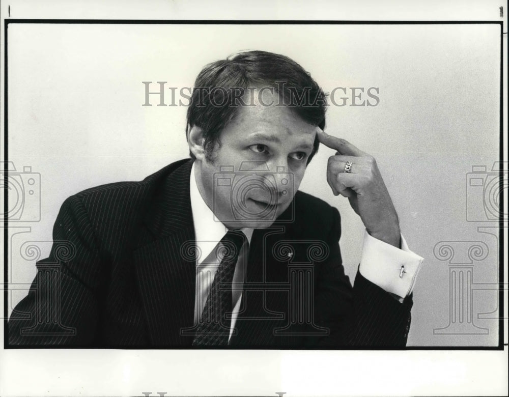 1989 Press Photo Dr. Mitchell Kaminski discussed about Nutrition - Historic Images