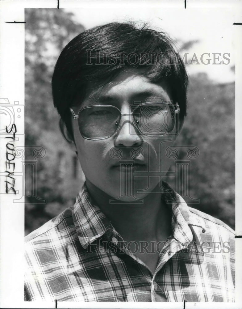 1989 Press Photo CWRU Chinese student, Hu Xuelong - Historic Images