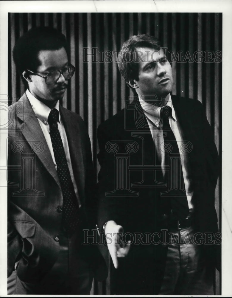1982 Press Photo Assistant County Prosecutor Robert V. Housel - Historic Images
