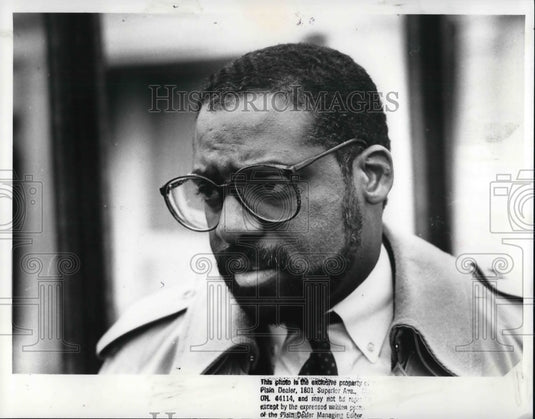 1989 Press Photo Cleveland Mayoral candidate, Michael White at a press con - Historic Images