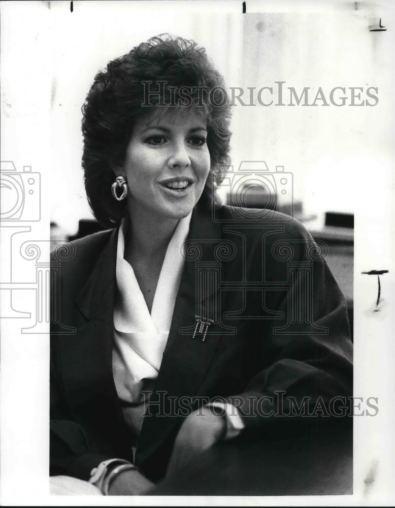 1987 Press Photo Lee Jordan, new co host of morning exchange - Historic Images