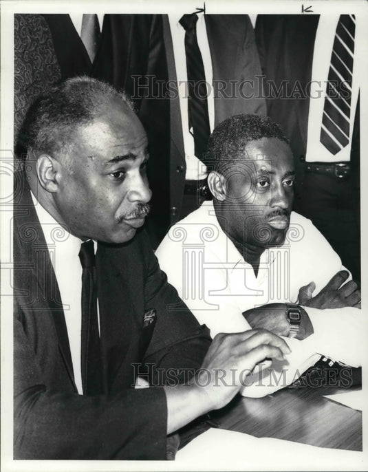 1986 Press Photo Sam Tidmore and Isaac Jones - Historic Images