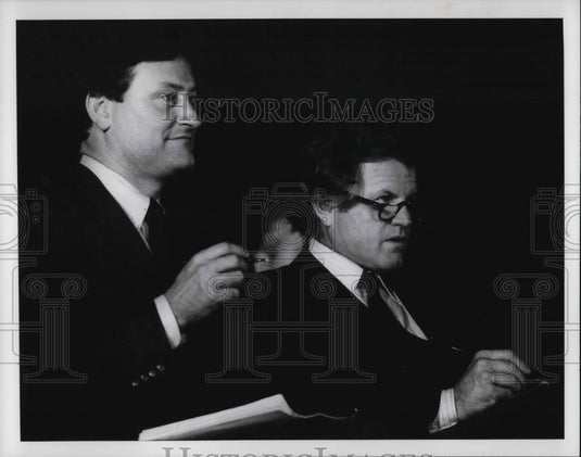 1978 Press Photo Richard Celeste and Edward M. Kennedy at Convention Center - Historic Images