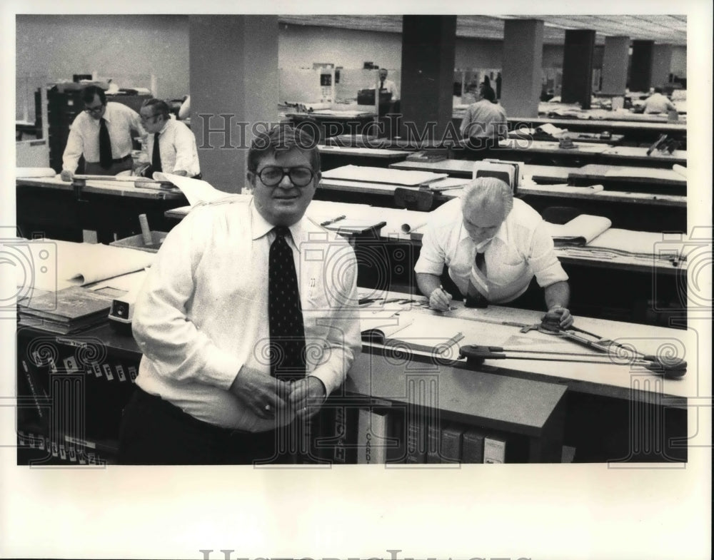 1980 Press Photo Gary Long Vice Pres. of Dravo Wellman Enf, at Vulcan Bldg. - Historic Images