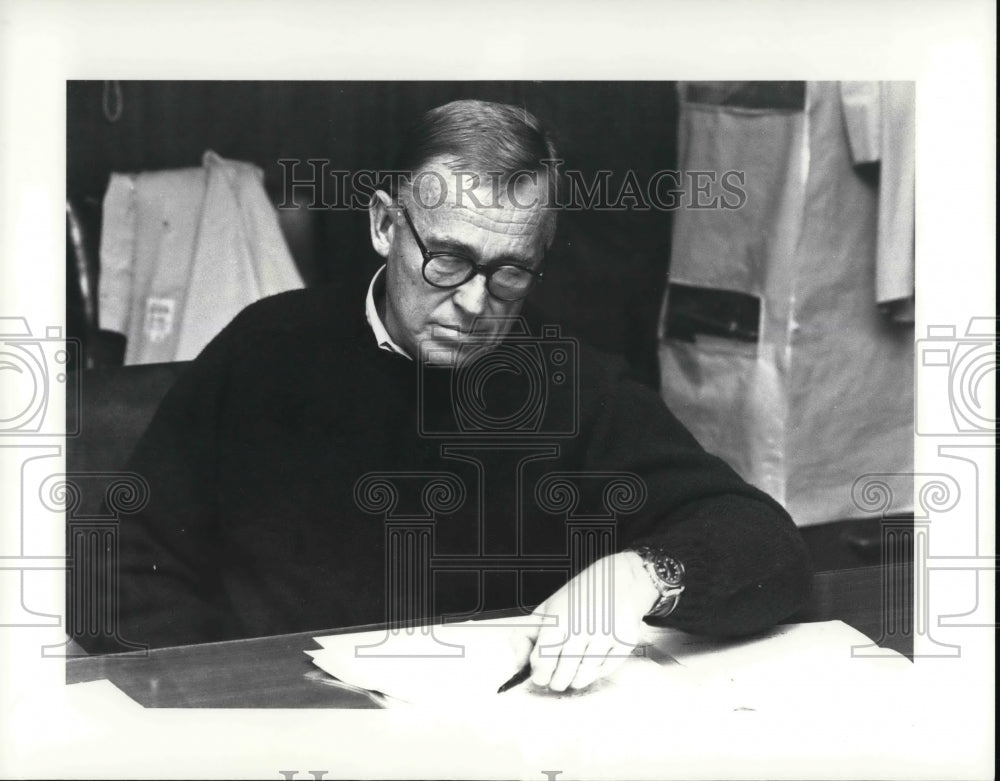 1983 Press Photo John Lintern - Historic Images