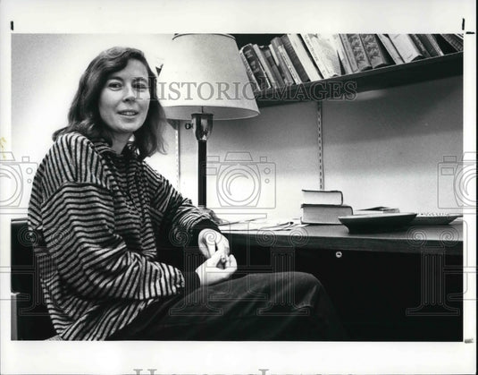 1987 Press Photo Margot Livesey Author in Resudence CSU - Historic Images