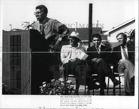 1988 Press Photo Fannie Lewis Councikwoman Ward 7 at Ground Breaking Ceremony - Historic Images