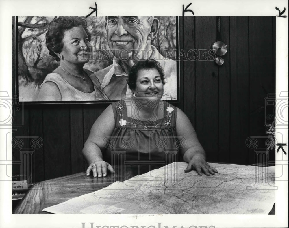 1985 Press Photo Rita Kramer, 6th grade teacher awarded a Master Teacher - Historic Images