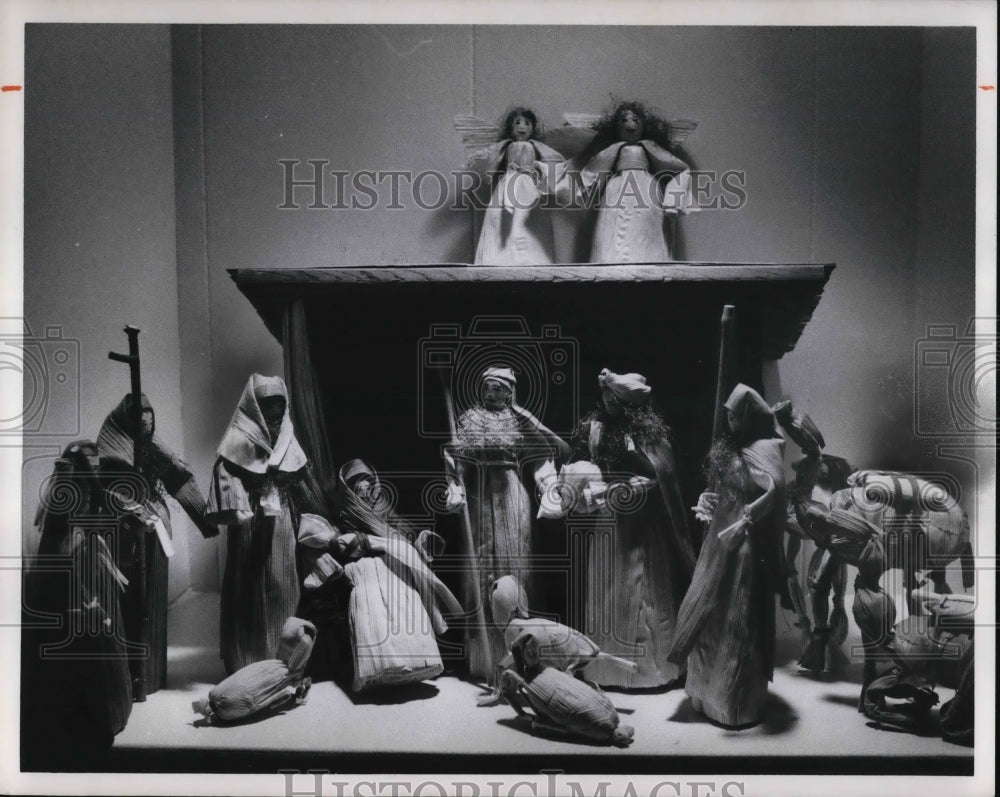 1974, Christmas Nativity scenes Russell Hehr Collection - cva26491 - Historic Images