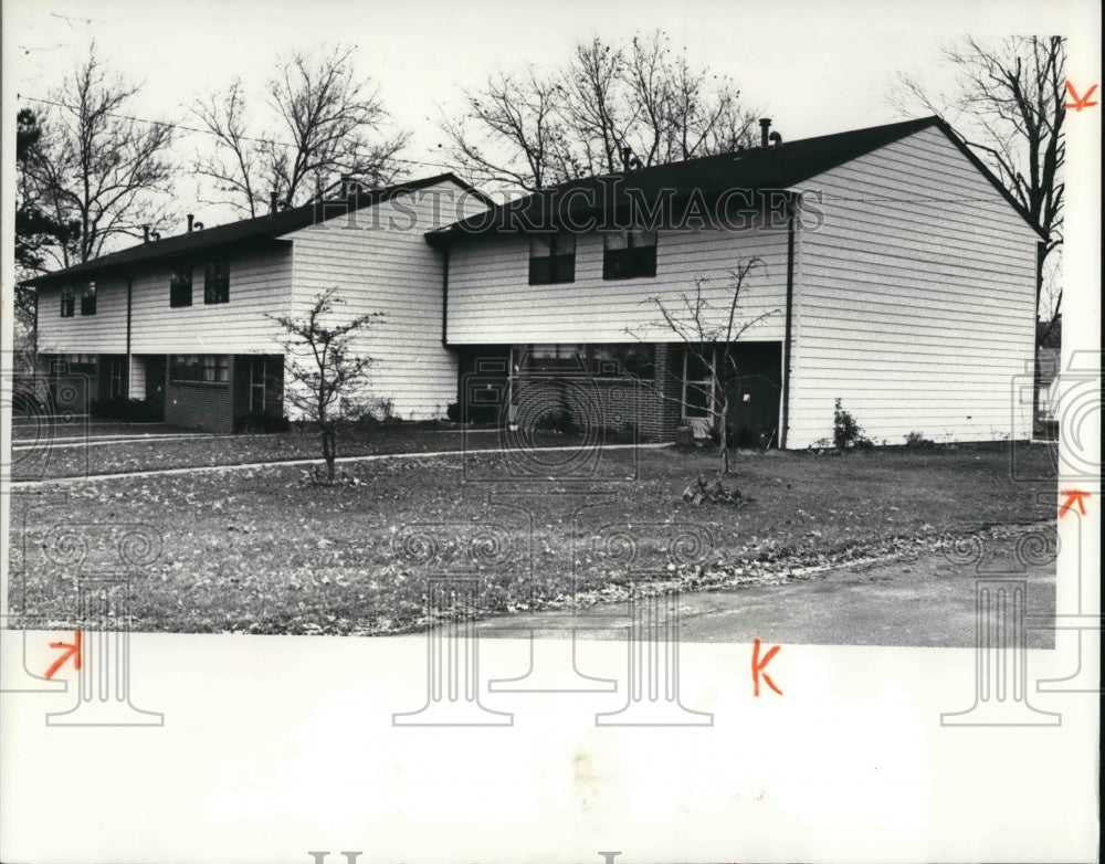 1980 Press Photo CMHA Housing at West 98th Street - Historic Images