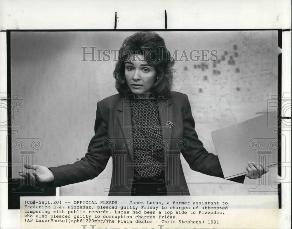 1988 Press Photo Janet Lucas, Director of Finance at NOACA Press Conference - Historic Images