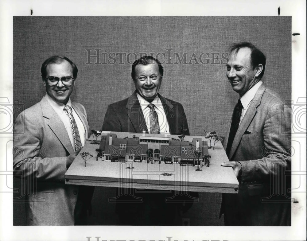 1987 Press Photo David Lunka, Anthony Lunka and Lee H. Enloe - Historic ...