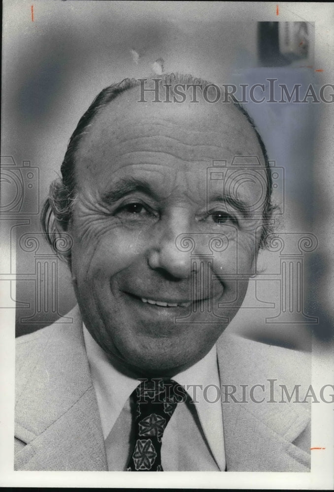 1976 Press Photo Stane Lenardic Head of Ohio Yugoslav Consulate - Historic Images