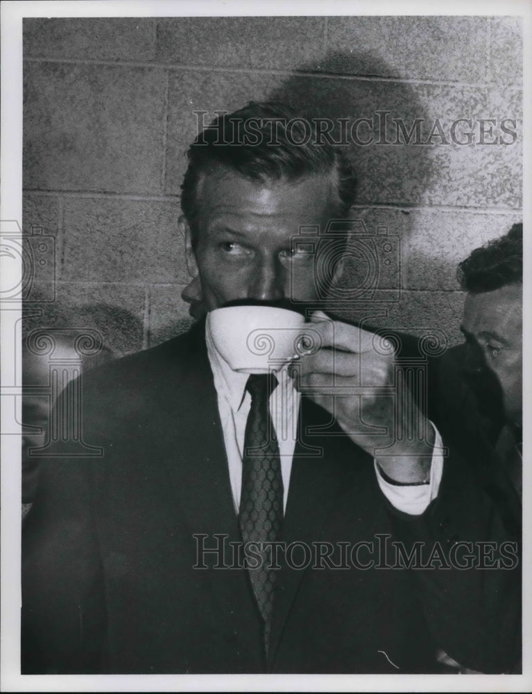 1968, New York Mayor John Lindsay at the Cleveland Press Conference - Historic Images