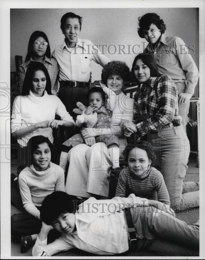 1978 Press Photo Dr. Fernando Lim Family - Historic Images