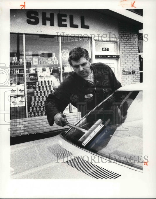 1981 Press Photo Bill Lewarchik - Historic Images