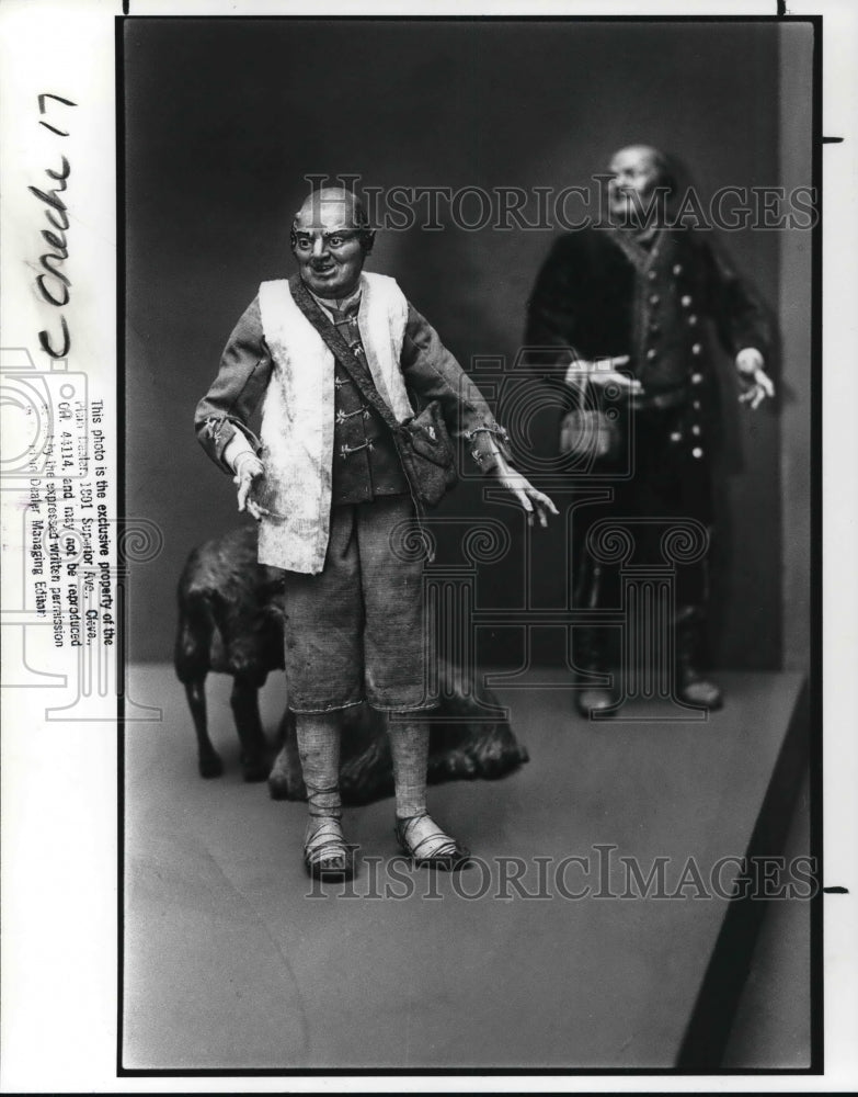 1988 Press Photo The shepherd in the Christmas Nativity at Cleveland Museum - Historic Images
