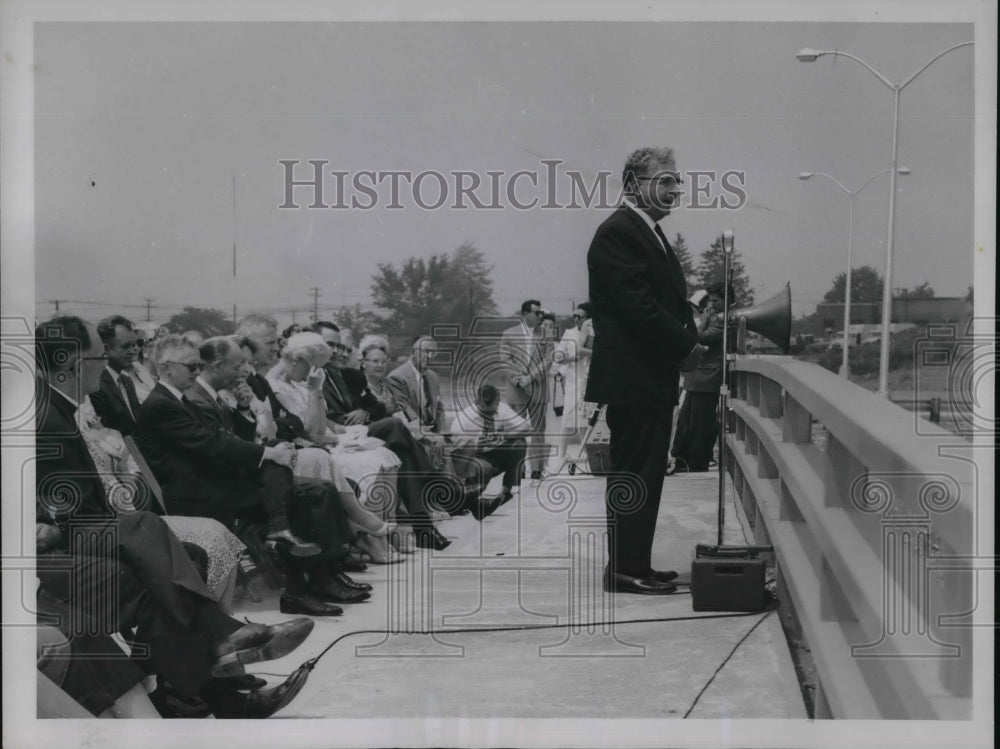 1961 Press Photo Sen.Frank Lausche speak at Dedication of Parma Community Hosp. - Historic Images