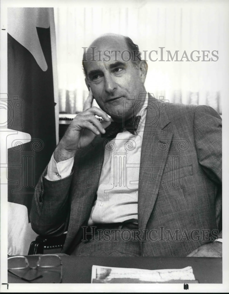 1987 Press Photo New Canadian Consul, Lawrence D. Lederman - Historic Images