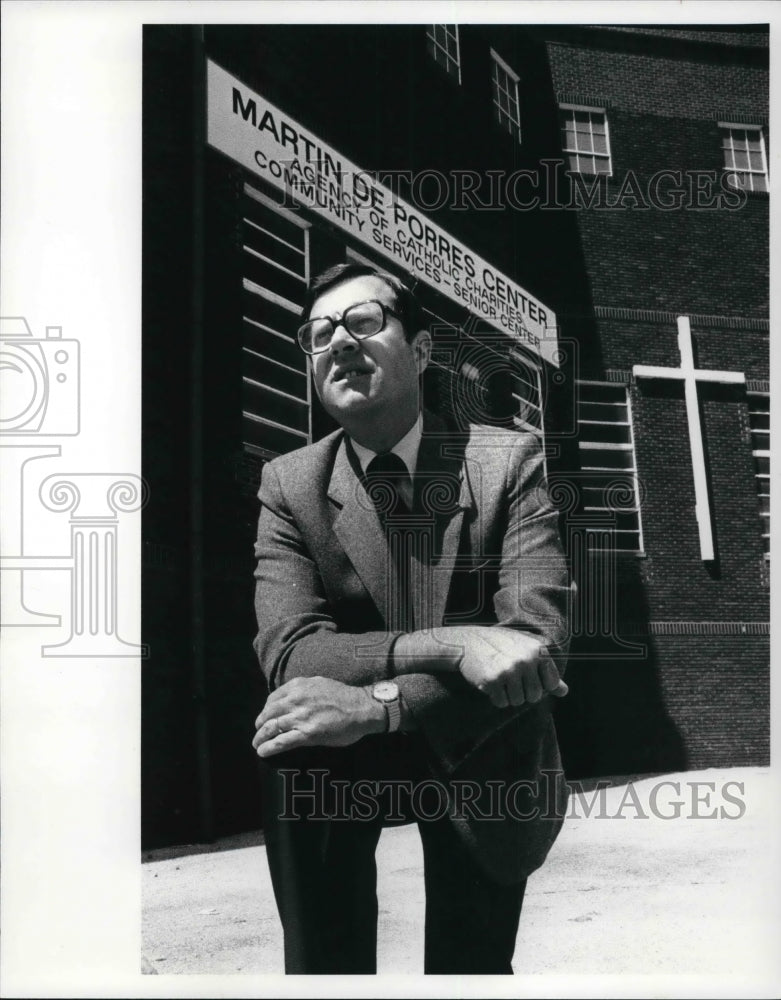 1985 Press Photo Edward Maher, Catholic Charities president - Historic Images