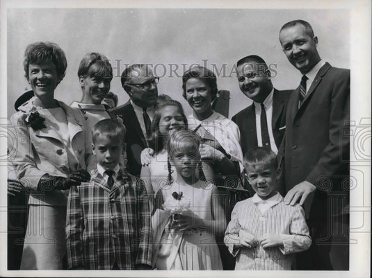 1965 Press Photo Mrs. Pat McDevett Gordon Roberts Mrs. John Sanders John Sanders - Historic Images