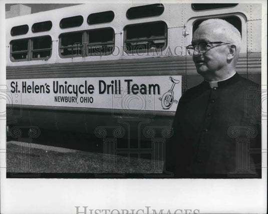 1975, Reverend James Moran - Historic Images