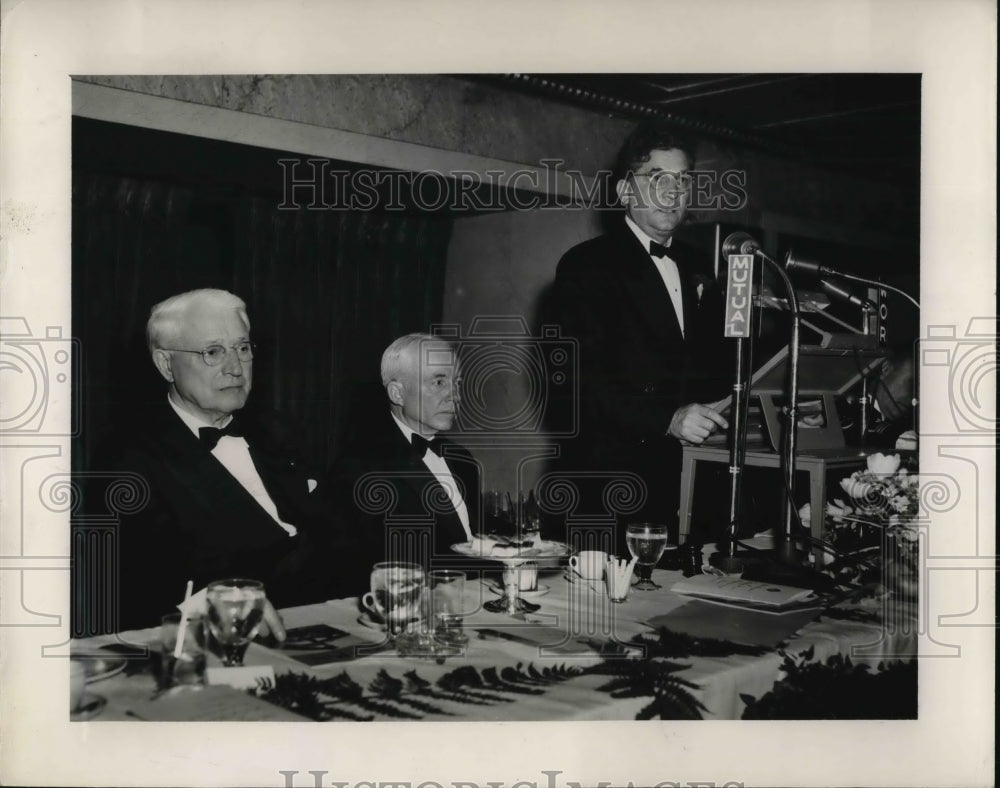 1949 Press Photo Ohio Governor Frank Lausche - Historic Images