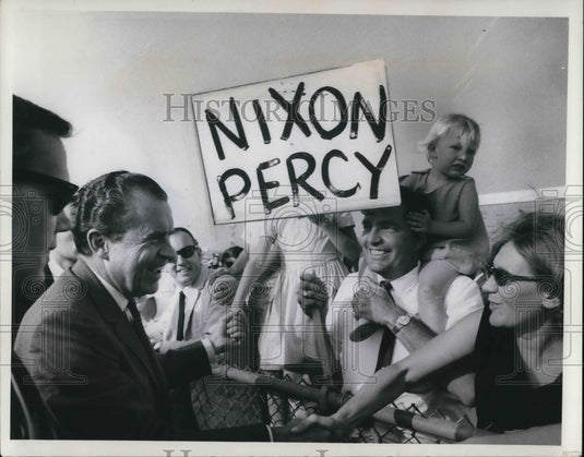 1968 Press Photo Richard M. Nixon presidential campaign in Cleveland - Historic Images
