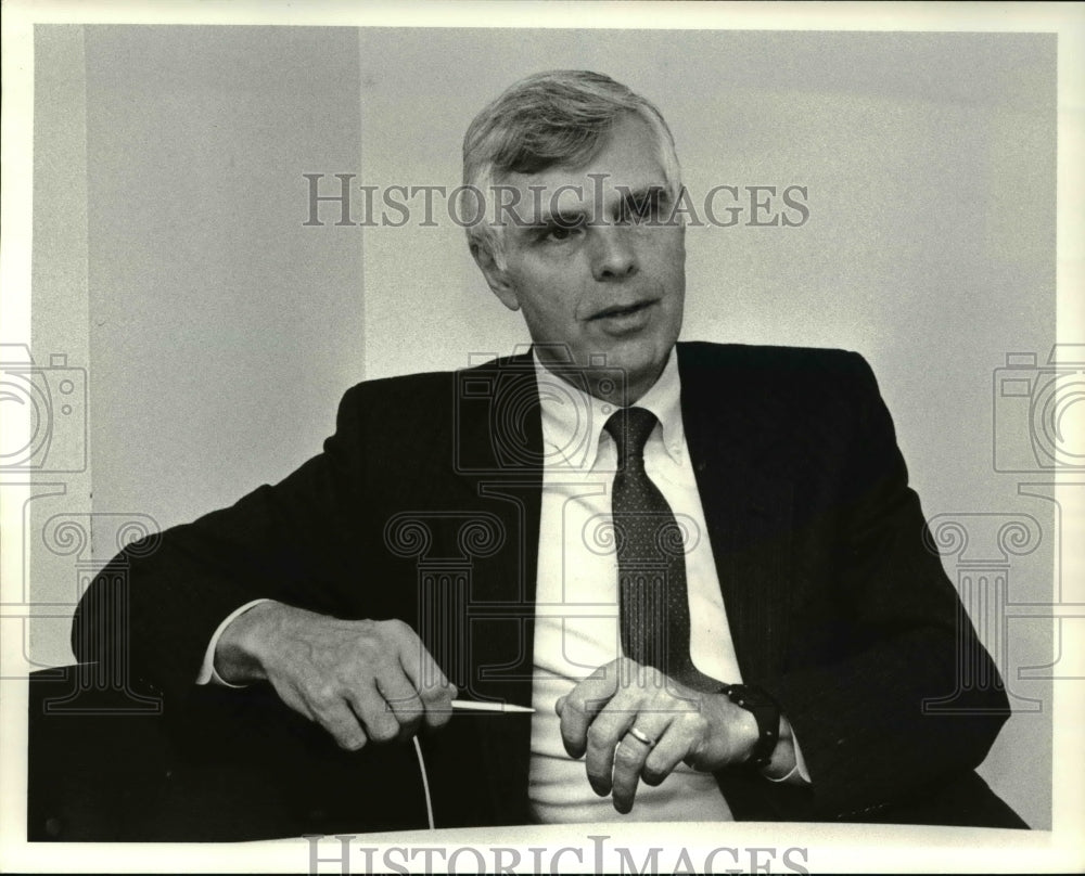 1988, Bruce K MacLaury - cva33542 - Historic Images