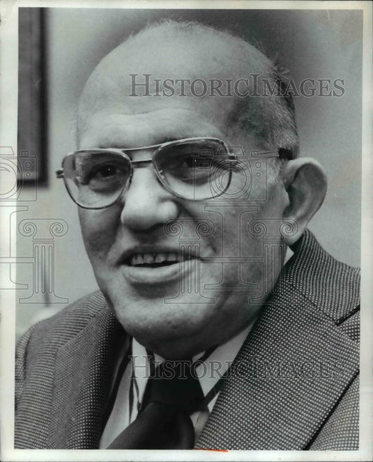 1973 Press Photo Dr Morris Fritz Mayer, Exec Director Jewish Children's Bureau-Historic Images