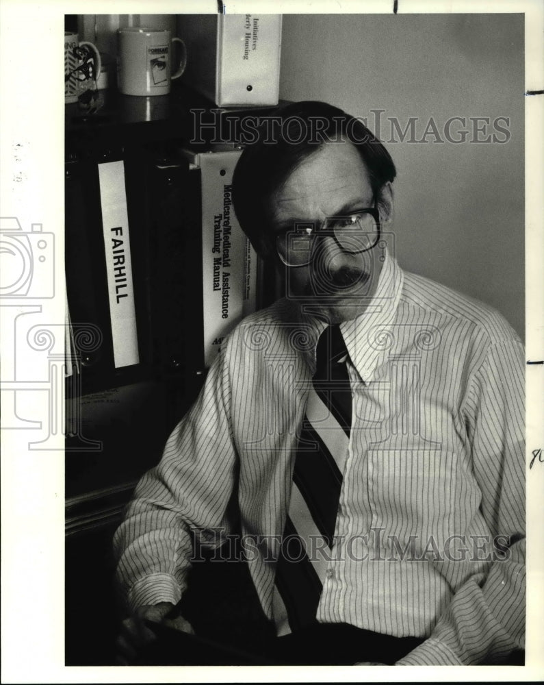 1990 Press Photo Bruce Melville of Community Planning - cva33682 - Historic Images