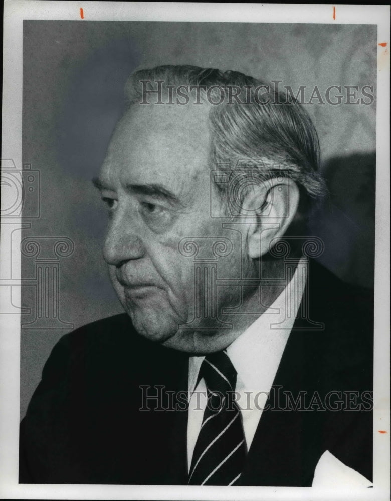 1976 Press Photo James S. Nance, chairman and chief executive - cva33901 - Historic Images