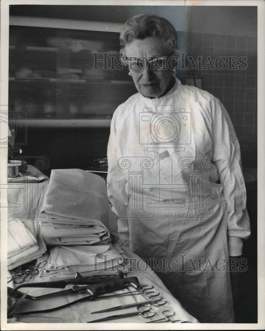 1971 Dr Sarah Marcus, President of Women's Hospital & OB Doctor - Historic Images