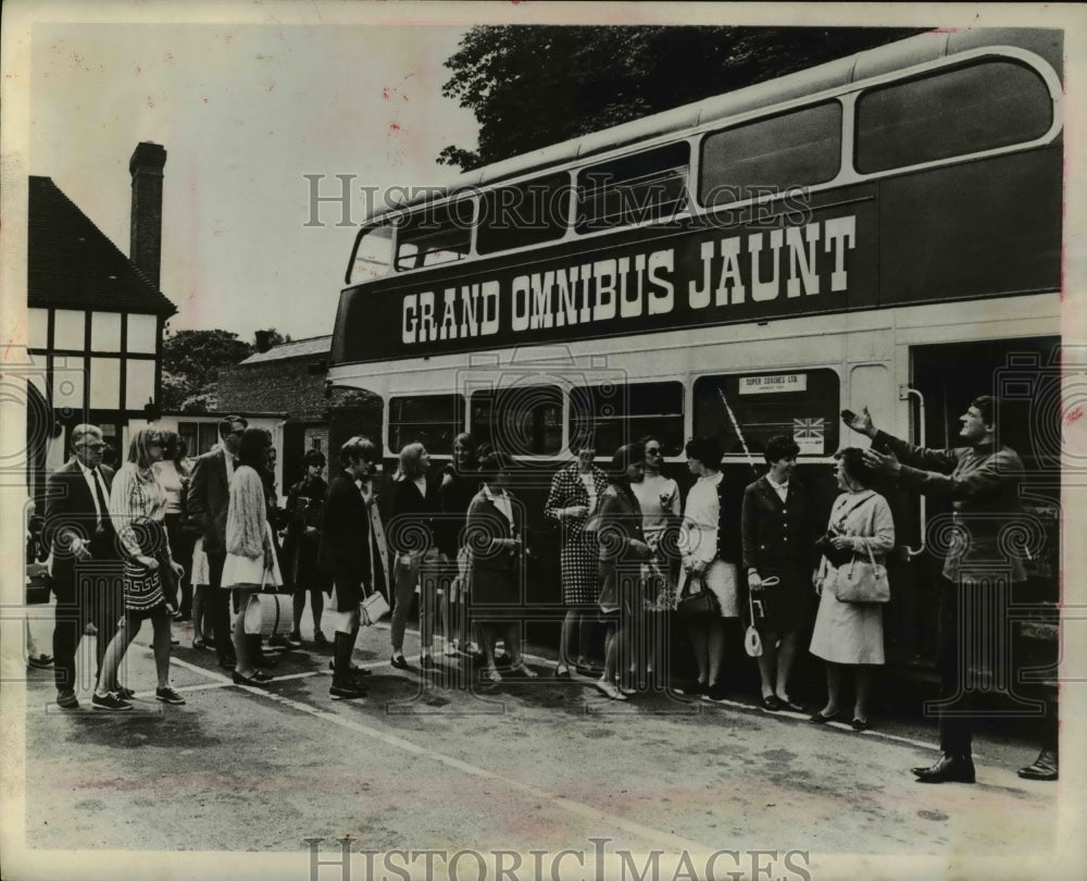 1968 Grand Omnibus Jaunt bus tour in England  - Historic Images