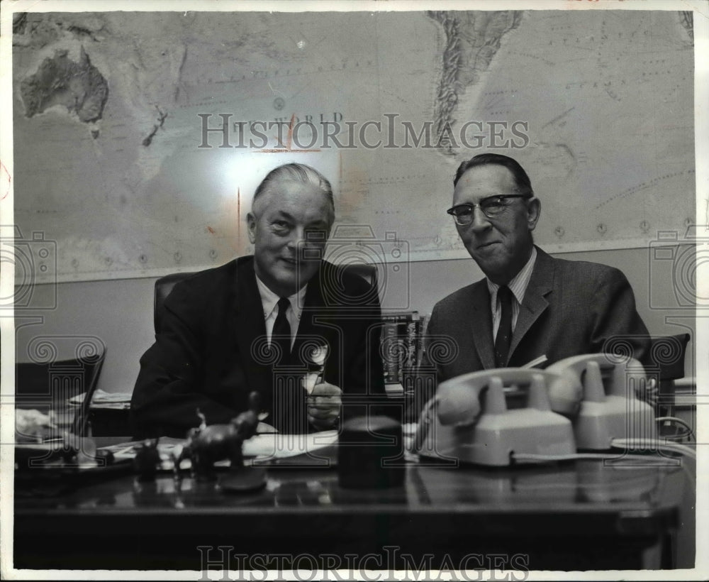 1968 Rep. William E. Minshall and Lawrence E. Hartwig  - Historic Images