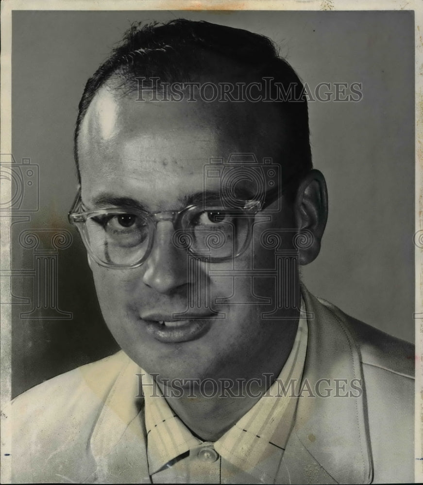 1958 Press Photo Tom Place, News sports writer - cva38293 - Historic Images