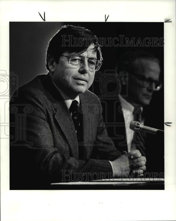 1987 Press Photo Agnar Pytte, President Case Western Reserve Universit ...