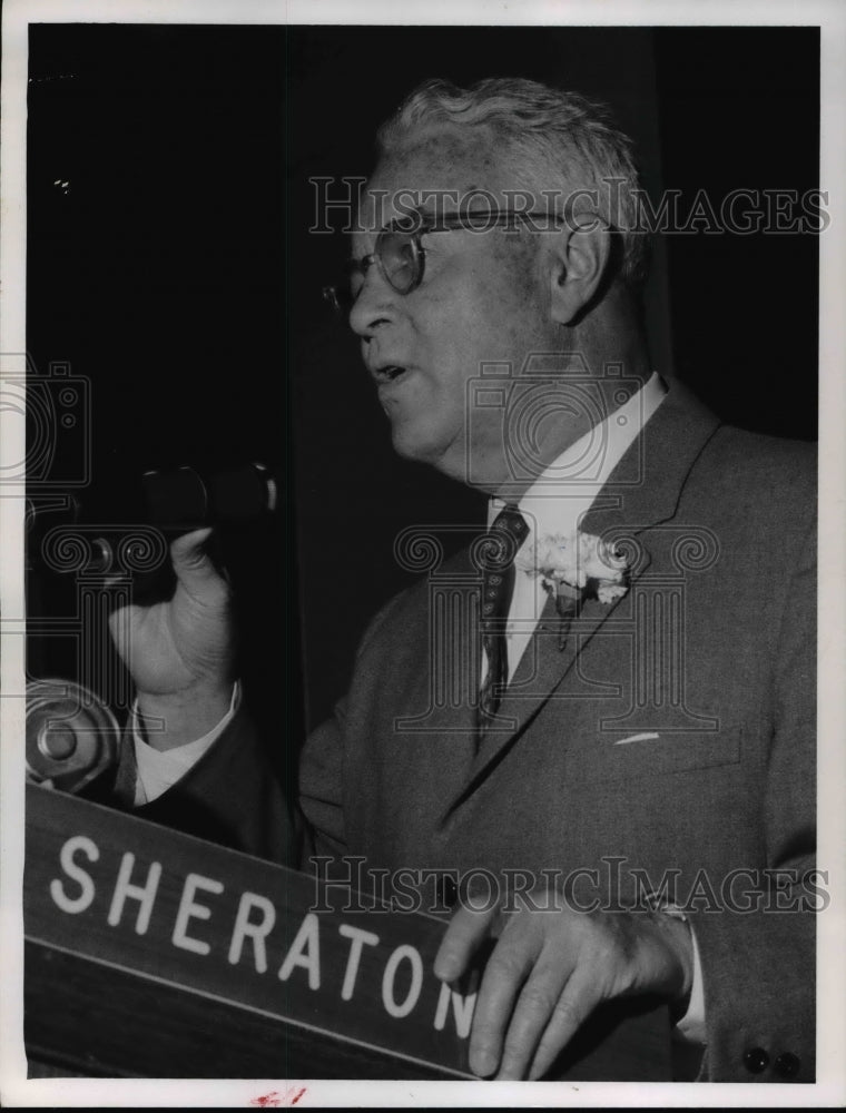 1966 Press Photo Phil Porter Retires - cva39008 - Historic Images