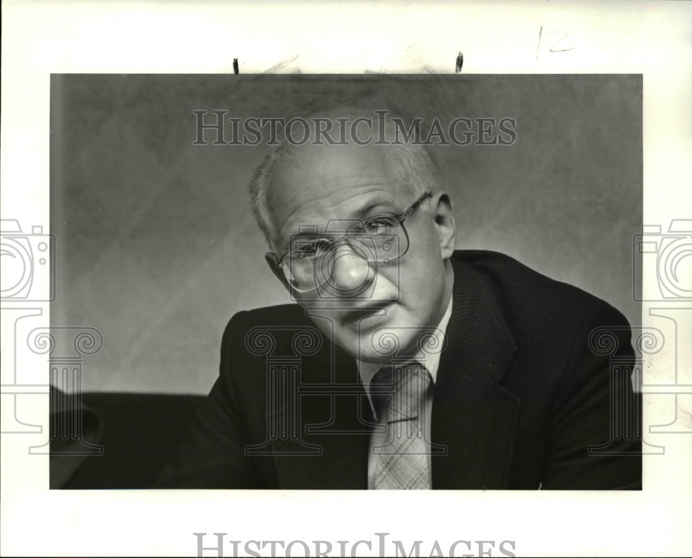 1984 Press Photo Dr. Francis Schott - Historic Images