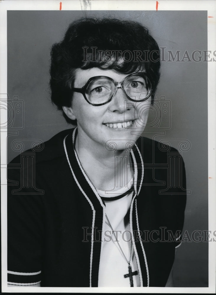 1977 Press Photo Sister Elizabeth Schaefer - Historic Images