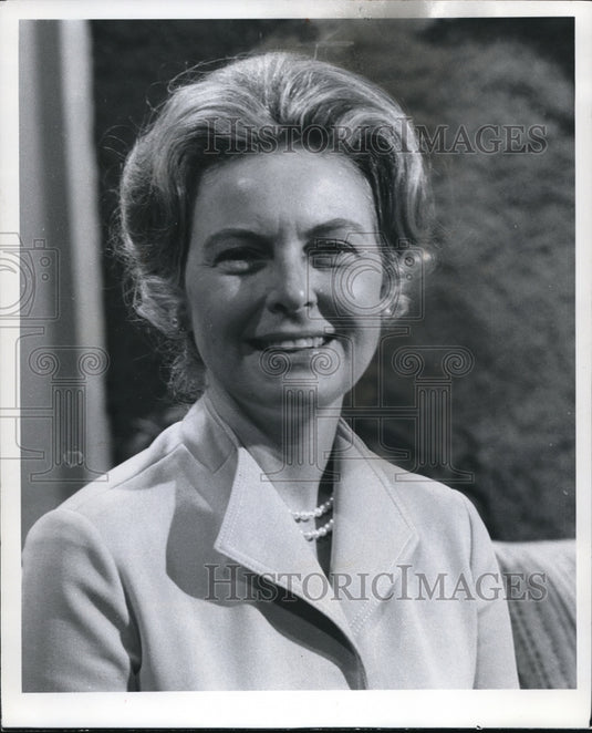 1975, Phyllis Schlafly National Chairman Stop ERA - cva40568 - Historic Images