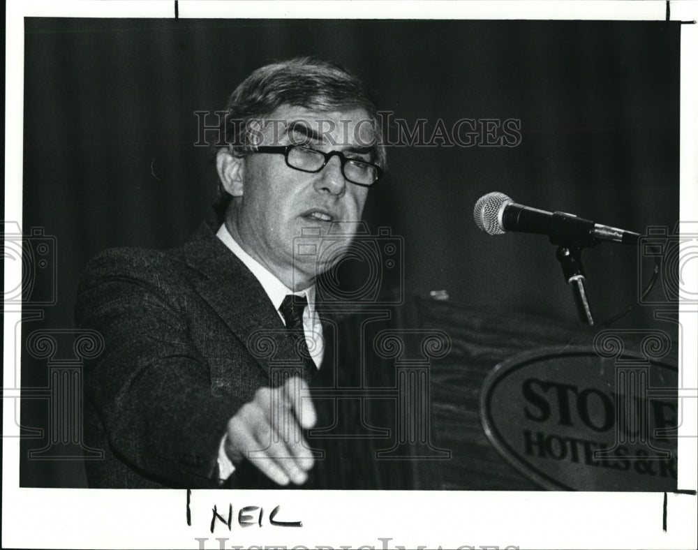 1989 Press Photo Neil Sheehan - Historic Images