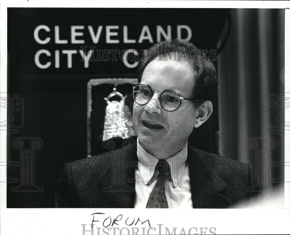 1989 Press Photo Sam R. Shepard at the city club - cva40667 - Historic Images