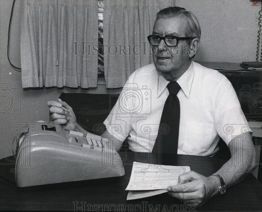 1977 Press Photo Geo Shepley - cva40671 - Historic Images