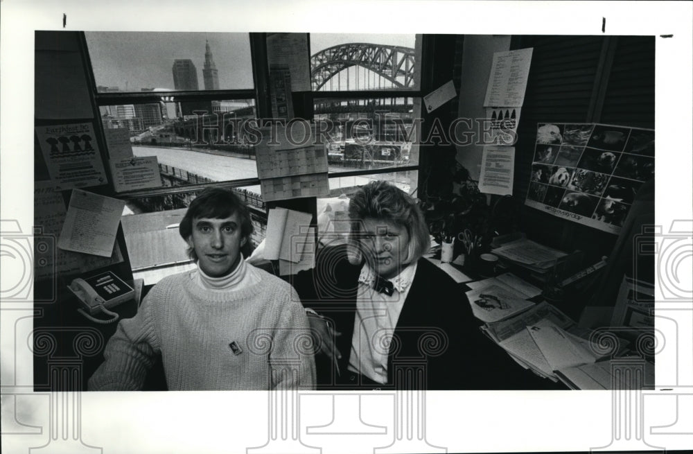 1990 Press Photo Earth Day co-directors Scott Sanders &amp; Chris Terpal - cva41016 - Historic Images