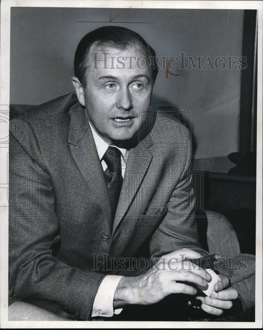 1972 Press Photo Hugh S Sidley - cva41188-Historic Images