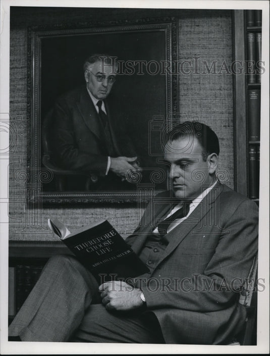 1967 Press Photo Rabbi Daniel J. Silver- Historic Images