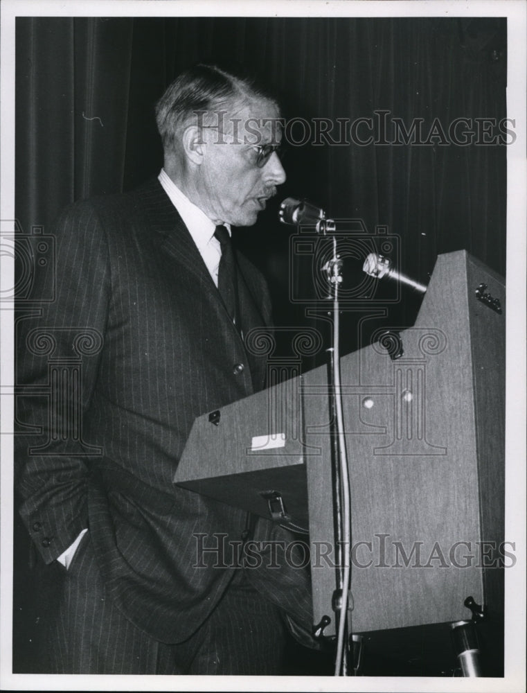 1967 Harrison E. Salisbury speaks at CCC West Crile  - Historic Images