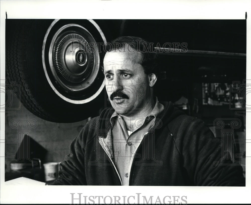 19836 Press Photo George Serrat Owner of Marathon Filling Station - cva41304 - Historic Images